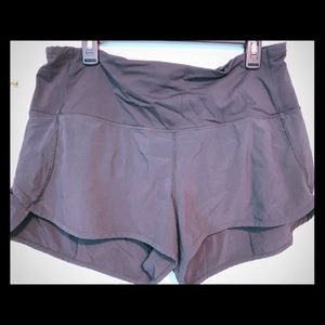Lululemon High waist speed up short sz 12
